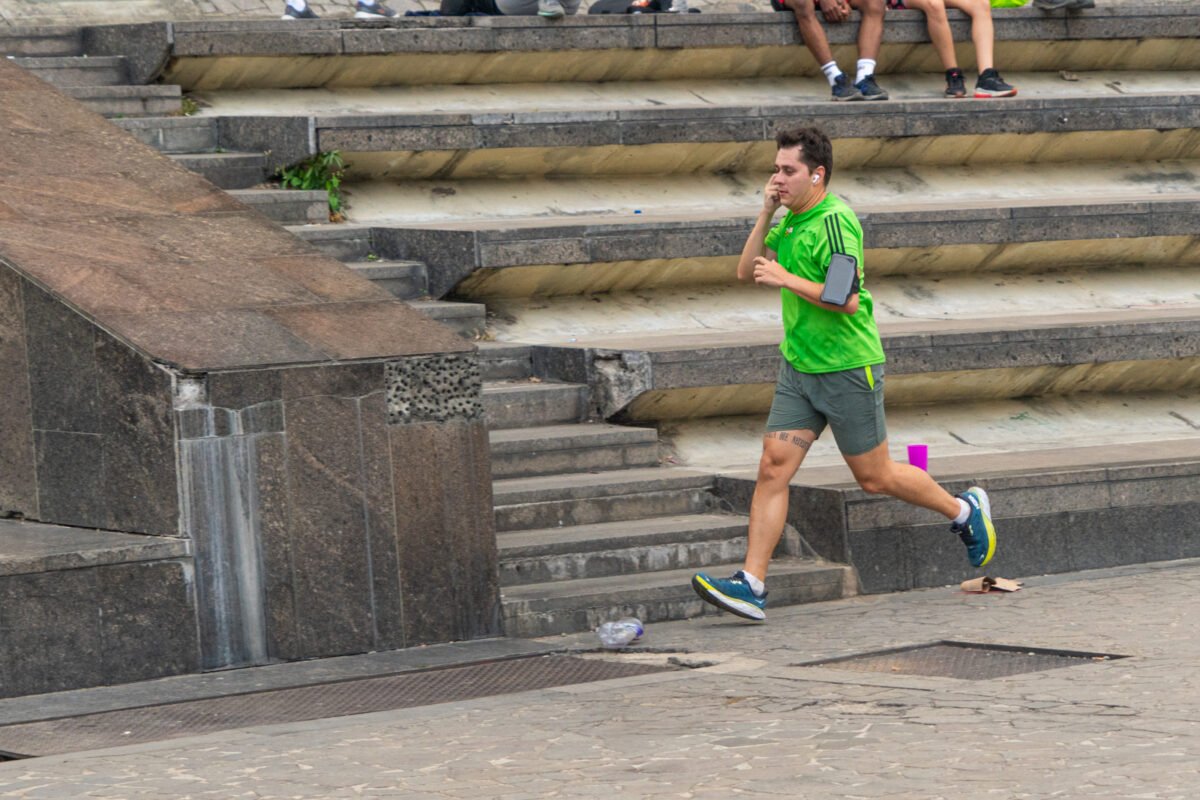 Disciplina y pasión: cómo es la preparación de los atletas para el maratón CAF