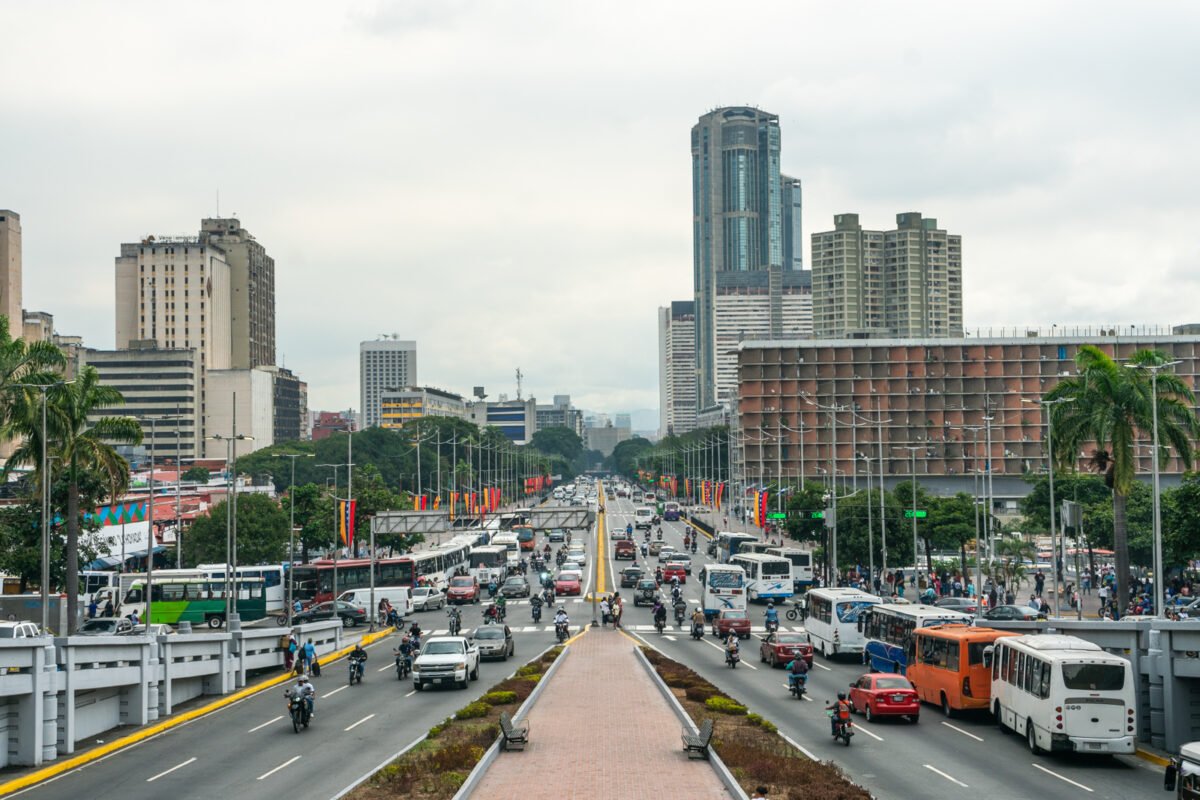 Autopistas y avenidas