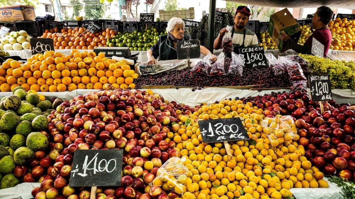 ¿Cuánto gastan los venezolanos para poder vivir en cinco países de Suramérica?