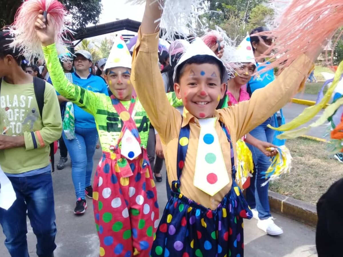 Ministerio de Educación no autoriza la elección de reinas de Carnavales en las escuelas del país: propone otras actividades 