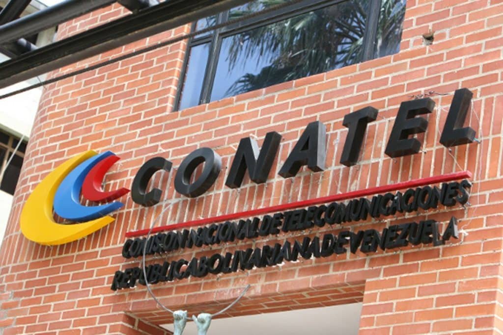 Conatel admite reducción sin precedentes en telefonía móvil