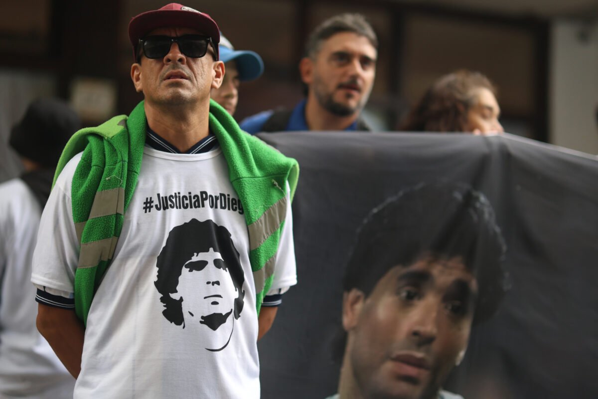 En claves: comenzó el juicio por la muerte de Diego Armando Maradona