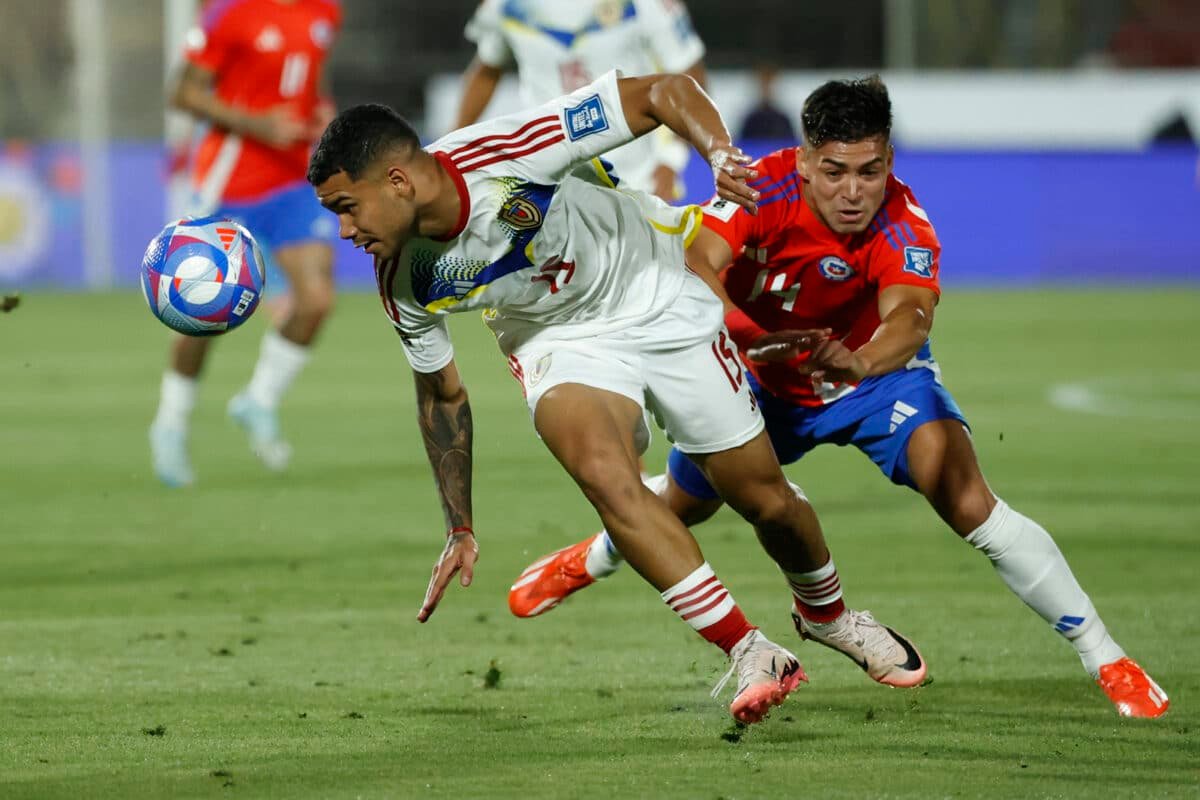 Las mejores imágenes del partido entre la Vinotinto y Chile en Santiago