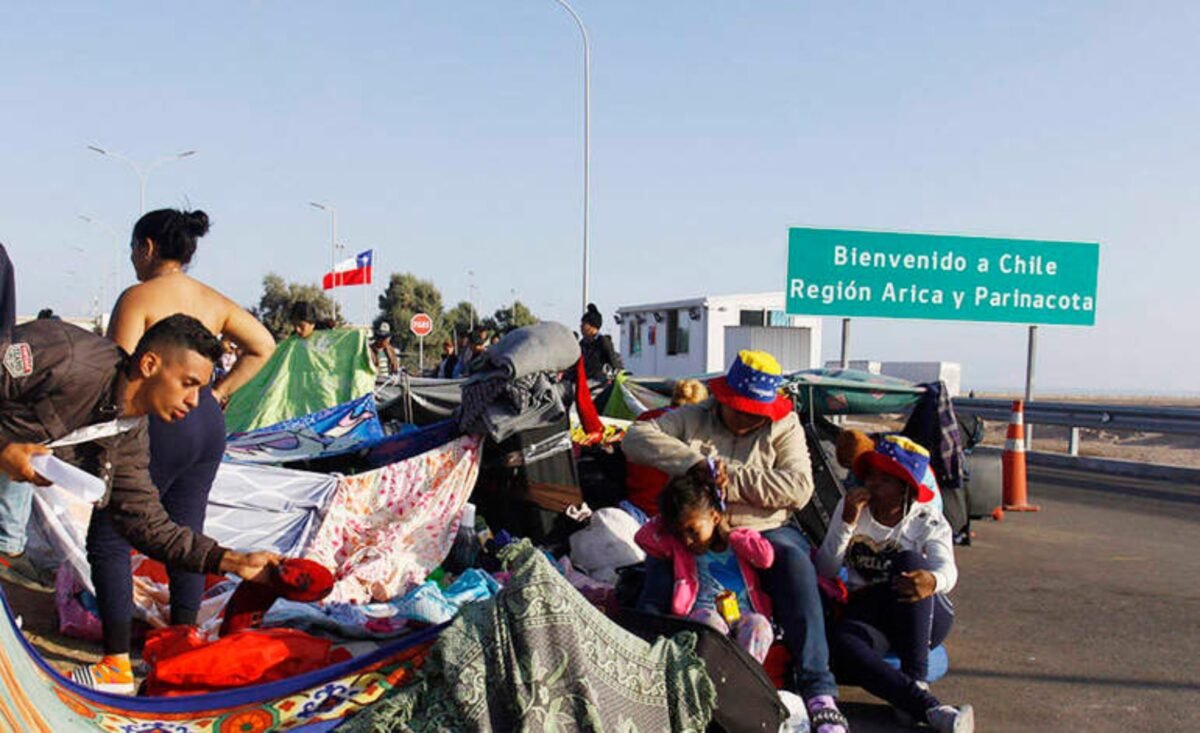 Gobierno de Chile evalúa acelerar la regularización de migrantes: ¿quiénes pueden aplicar?